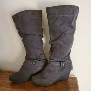 Womens wedge heel boots